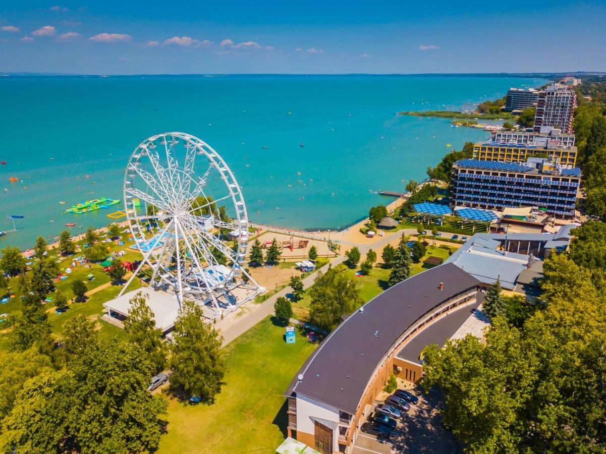 Holiday Hotel Siófok Exteriér fotografie